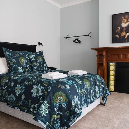 Premium Living On Stuart St Apartment Dunedin Bagian luar foto